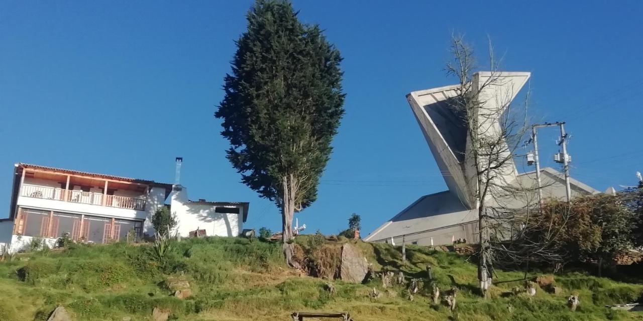 Hotel El Cangrejo Paipa Exteriör bild